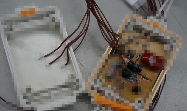 除了電路板及電容部分，也會在對應的外殼相對位置黏貼感溫線，看看過程中是否會將熱傳遞到外殼。