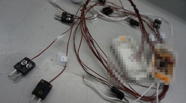 所有的感溫線上都有編號以便識別。