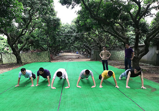 “挑戰自我,凝聚力量,熔煉一流團隊” 廣東優科檢測戶外拓展活動 “挑戰自我,凝聚力量,熔煉一流團隊” 廣東優科檢測戶外拓展活動