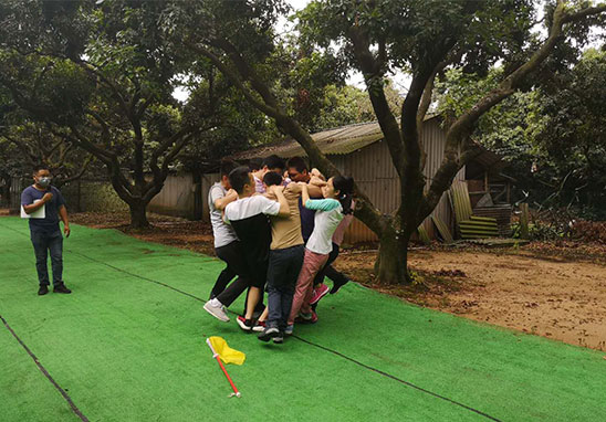 “挑戰自我,凝聚力量,熔煉一流團隊” 廣東優科檢測戶外拓展活動 “挑戰自我,凝聚力量,熔煉一流團隊” 廣東優科檢測戶外拓展活動