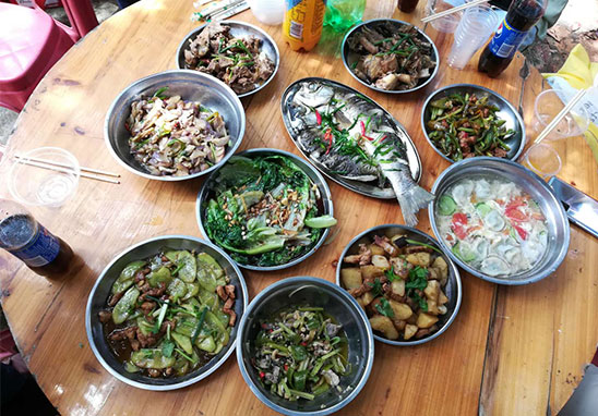 “挑戰自我,凝聚力量,熔煉一流團隊” 廣東優科檢測戶外拓展活動 “挑戰自我,凝聚力量,熔煉一流團隊” 廣東優科檢測戶外拓展活動