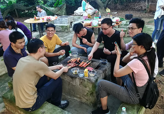 “挑戰自我,凝聚力量,熔煉一流團隊” 廣東優科檢測戶外拓展活動 “挑戰自我,凝聚力量,熔煉一流團隊” 廣東優科檢測戶外拓展活動