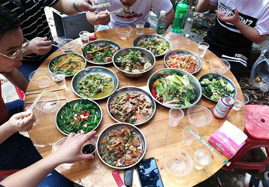 “挑戰自我,凝聚力量,熔煉一流團隊” 廣東優科檢測戶外拓展活動 “挑戰自我,凝聚力量,熔煉一流團隊” 廣東優科檢測戶外拓展活動