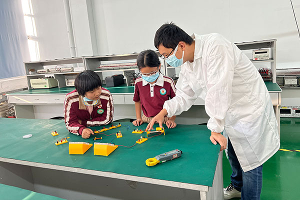 優(yōu)科檢測(cè)&常平板石小學(xué)科普體驗(yàn)活動(dòng)【第二場(chǎng)】 優(yōu)科檢測(cè)&常平板石小學(xué)科普體驗(yàn)活動(dòng)【第二場(chǎng)】