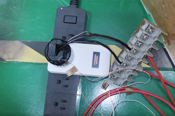 美規(guī)智能插座UL498溫升測(cè)試02.jpg