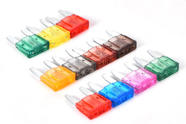 新能源汽車保險絲認(rèn)證第三方檢測機(jī)構(gòu)、實驗室