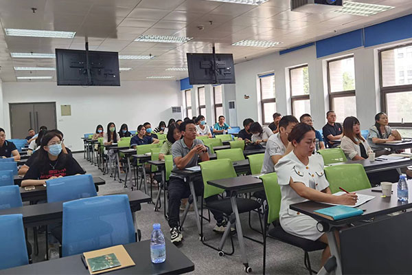 企業(yè)人力資源管理培訓(xùn)-1.jpg 企業(yè)人力資源管理培訓(xùn)-1.jpg