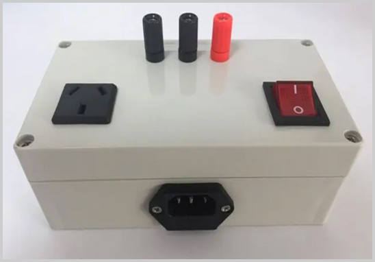 家電產(chǎn)品插頭放電測(cè)試.jpg 家電產(chǎn)品插頭放電測(cè)試.jpg