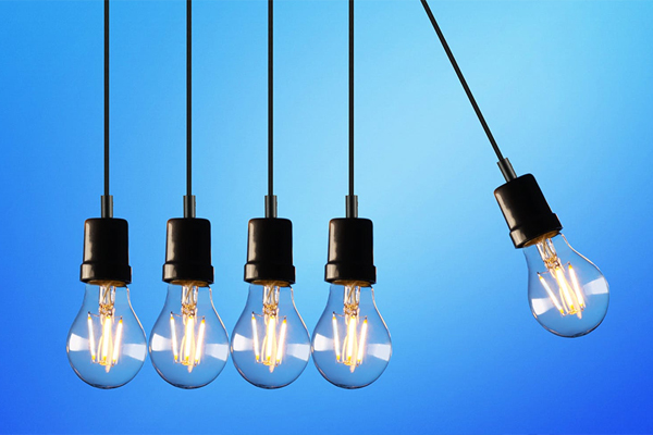 關于「電」的四個偉大時刻.jpg 關于「電」的四個偉大時刻.jpg